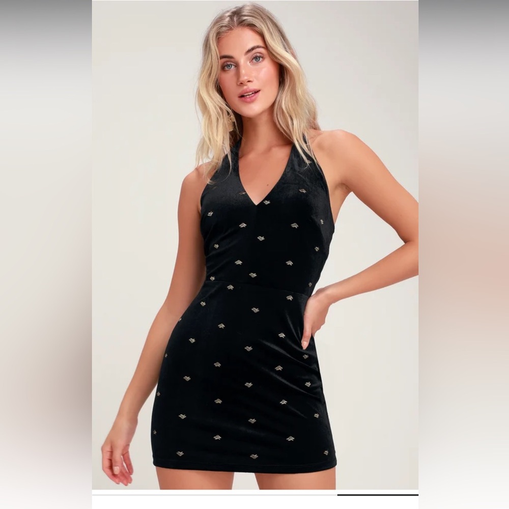 Lulus Marvelous Muse Black Velvet Embroidered Halter Bodycon Dress
